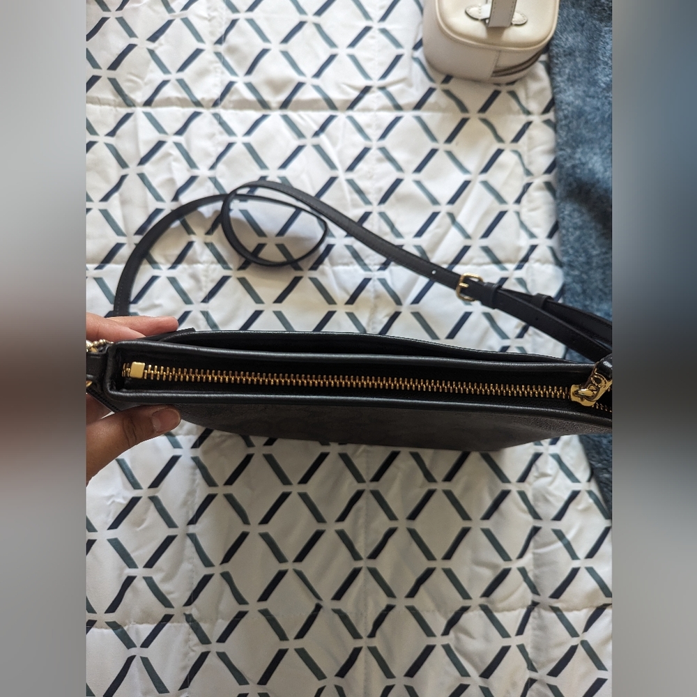Coach Brown Signature Crossbody Bag with Black Trim - Picture 2 of 12